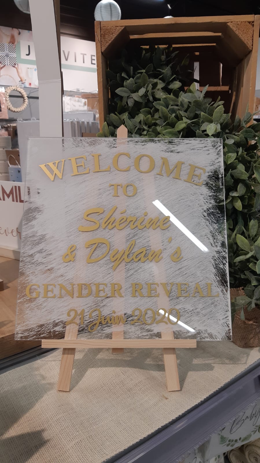 Panneau de bienvenue en plexi transparent