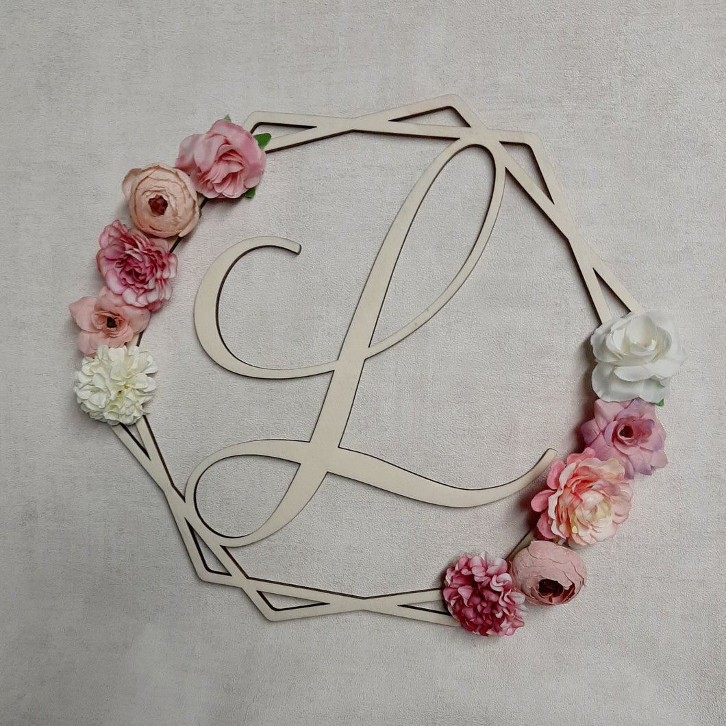 Couronne hexagonale prénom fleurie en bois
